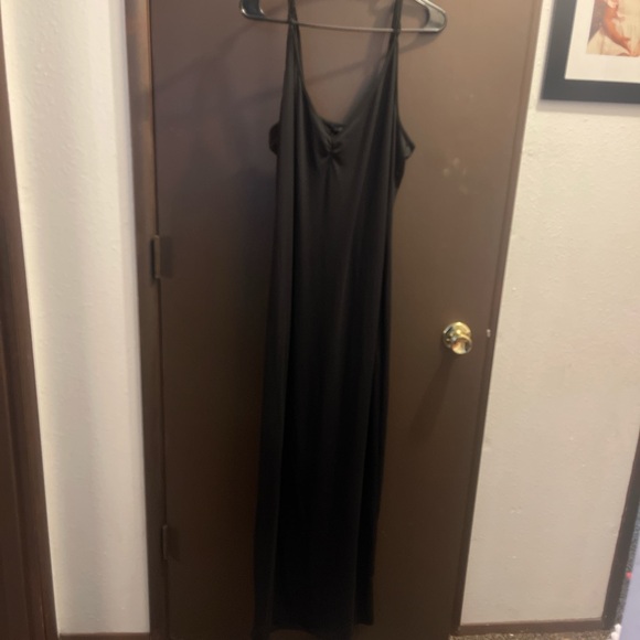 fashion nova long black maxi dress - Picture 5 of 6